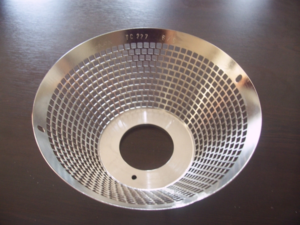 KONİK ELEK 6X6 MM KARE TREKT227K0600